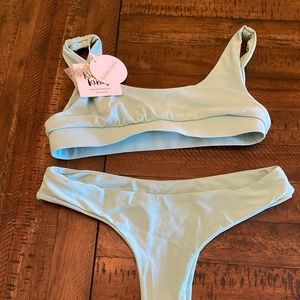 Brand new with tags turquoise Kulani Kinis bikini